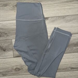 Lululemon Gray High-Waisted Wunder Train Leggings 25” - Size 8